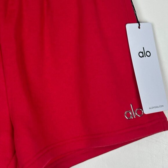 Alo Yoga Accolade Crew Neck Pullover And Accolade Short Set In Bold Red - Picture 12 of 15
